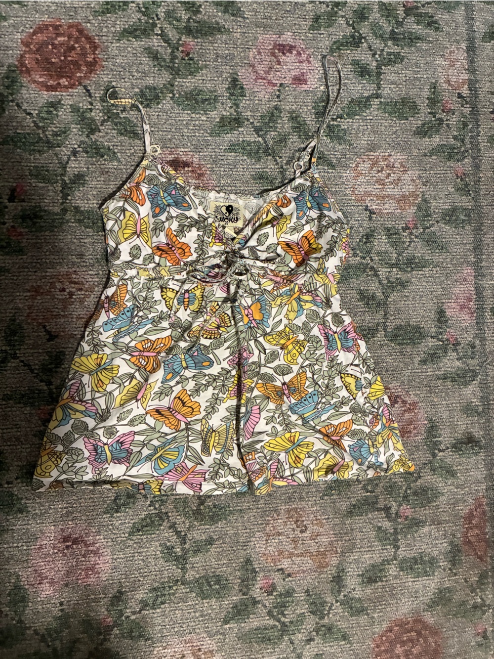 Lucky butterfly Y2K babydoll cami top 💘🦋
Size XS